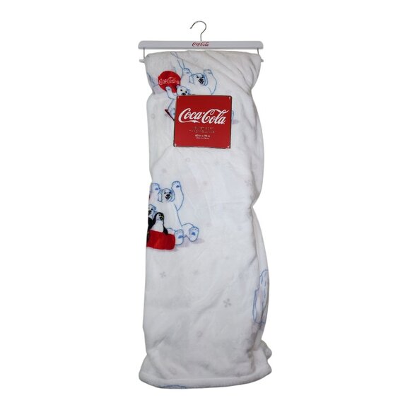 Coca-Cola Polar Bear Velvet Soft Throw Blanket 60" X 70" Oversized Super Soft - Picture 3 of 12